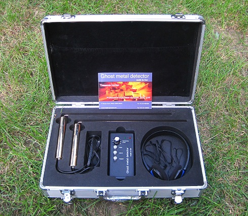 微型调频地下金属探测仪 （德国）